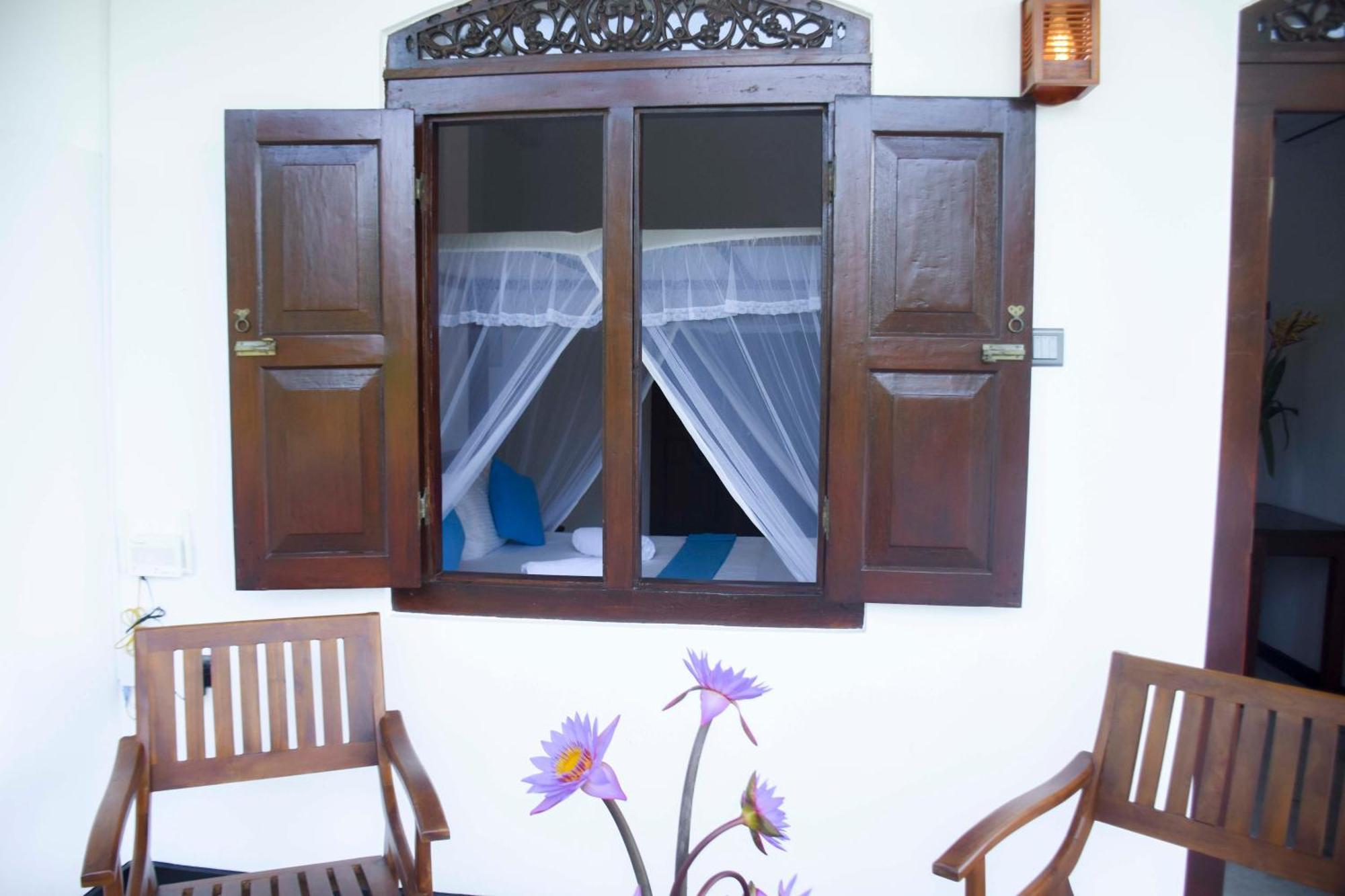 The Ceylon Lazy Lagoon Mirissa Exterior foto