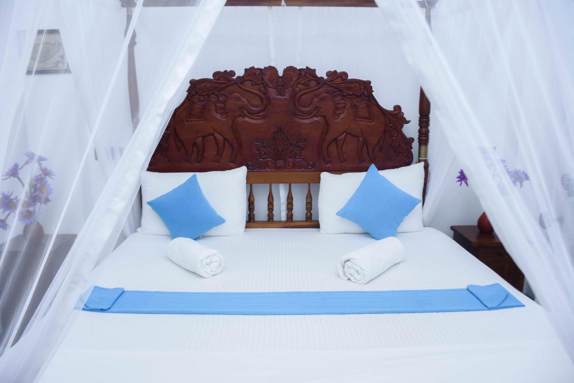 The Ceylon Lazy Lagoon Mirissa Exterior foto