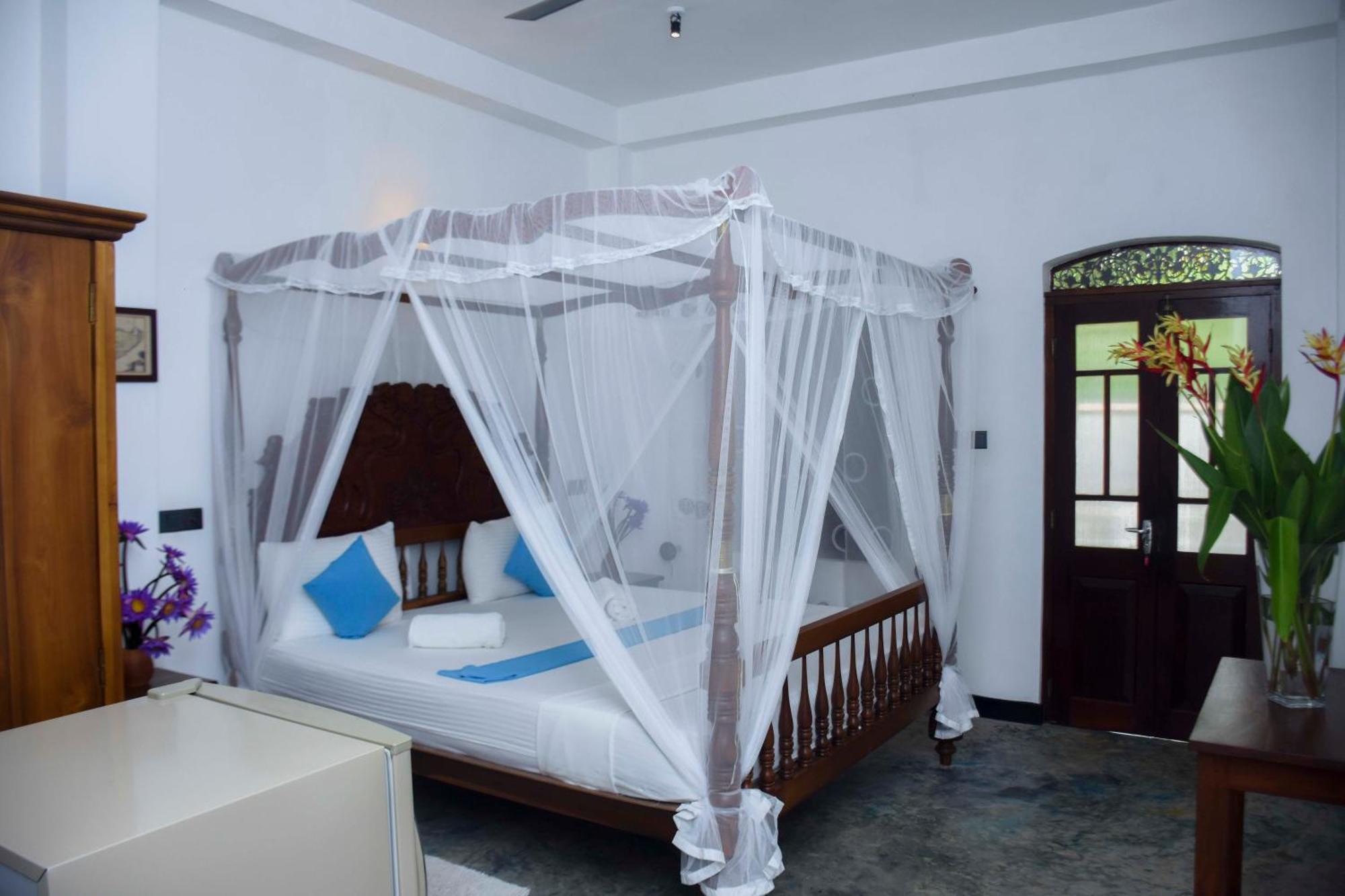The Ceylon Lazy Lagoon Mirissa Exterior foto